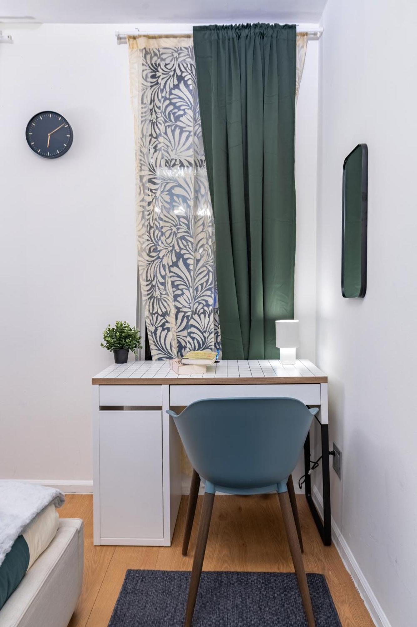 2 Bedroom Paradise In Hells Kitchen Manhattan Apartamento Nova York